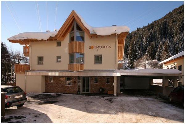 Haus Sonneneck - Ski In & Out Sankt Anton am Arlberg Exteriör bild